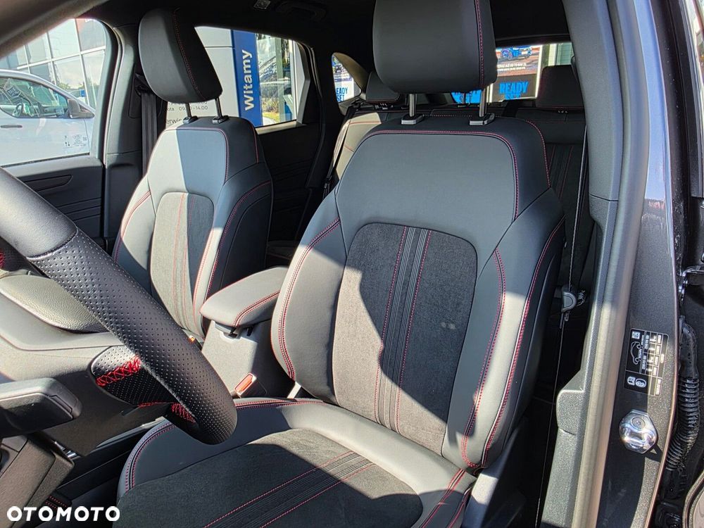 Ford Kuga - 17