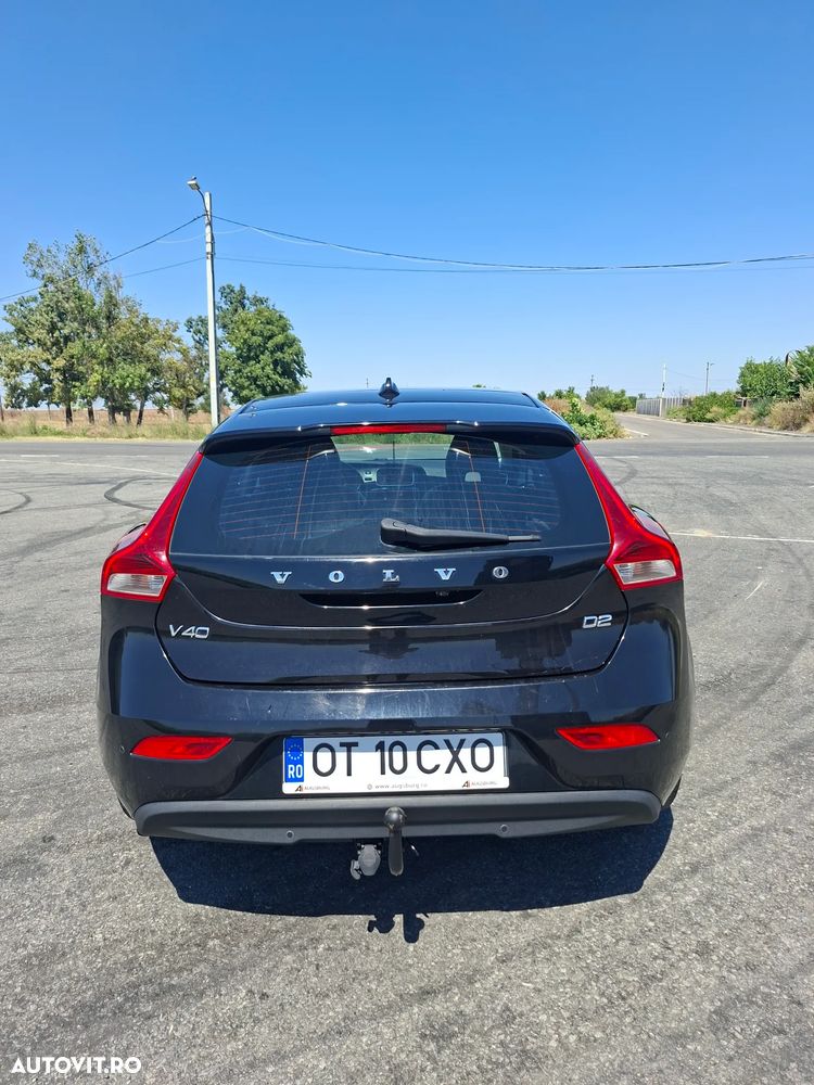 Volvo V40 D2 Summum - 6