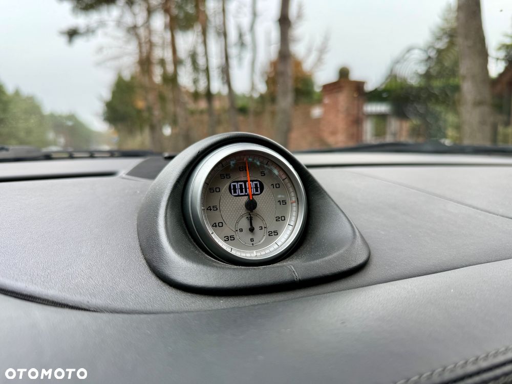 Porsche 911 Carrera S - 10