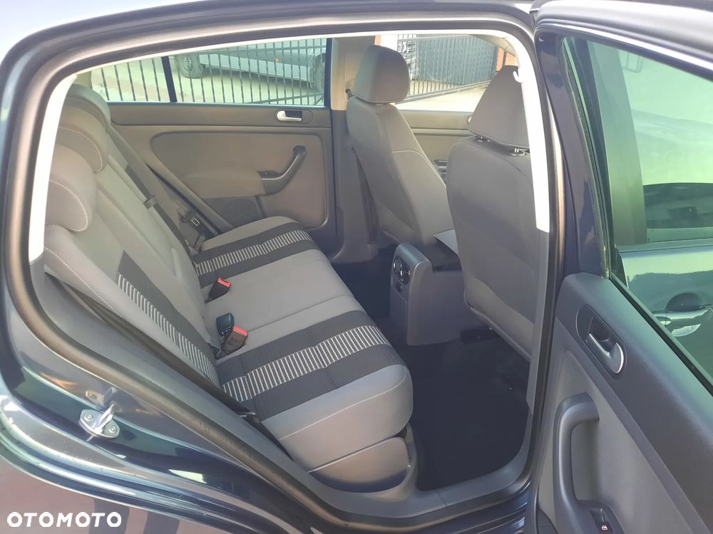 Volkswagen Golf Plus 1.9 TDI DPF Comfortline - 20