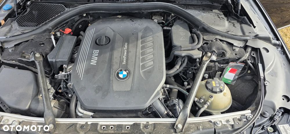 BMW Seria 7 740d xDrive sport - 14