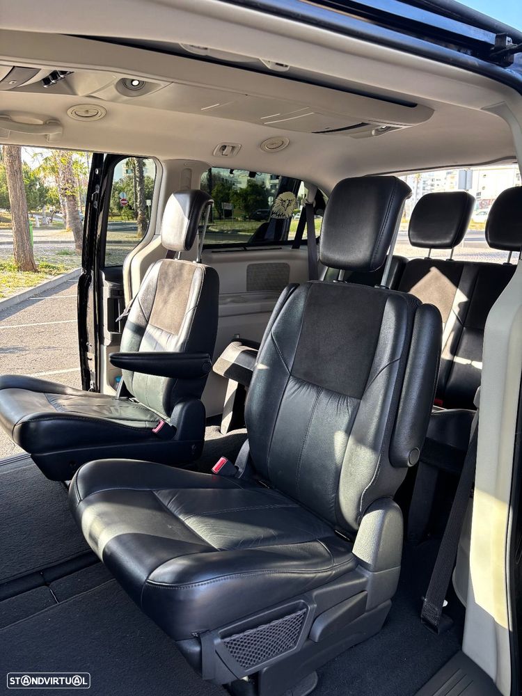Chrysler Grand Voyager 2.8 CRD ATX Limit. Stow Go - 14