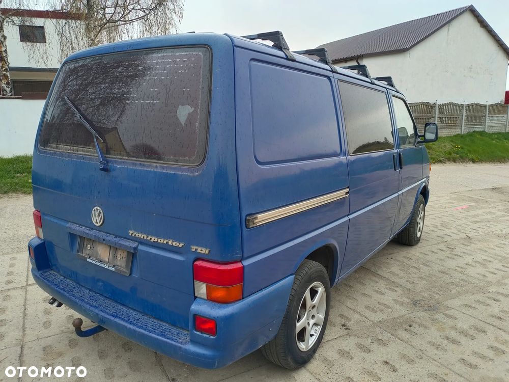 Volkswagen Transporter - 9