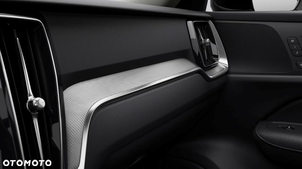 Volvo V60 B4 B Plus Dark - 21