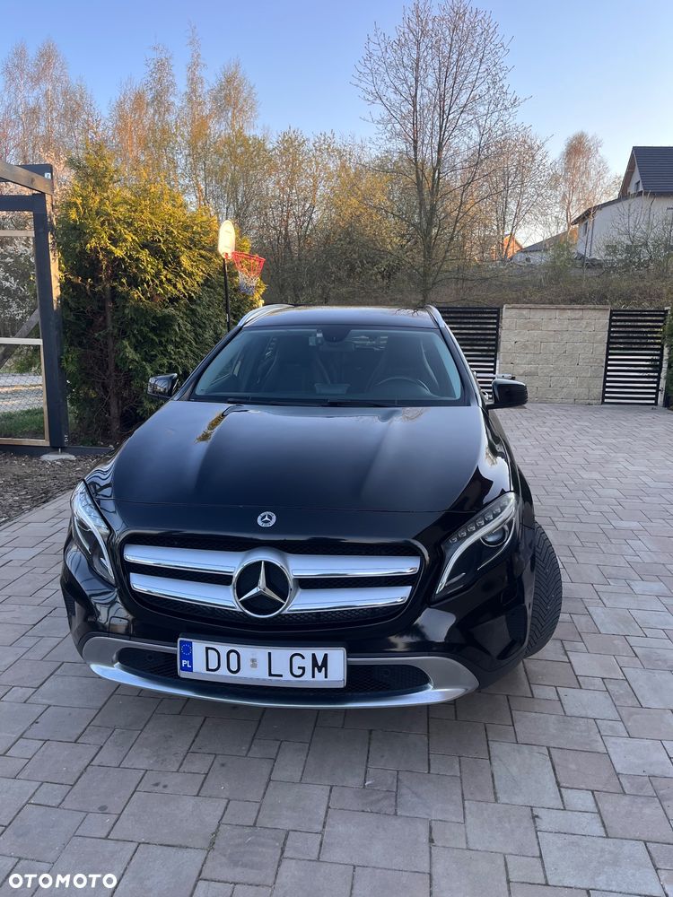 Mercedes-Benz GLA 220 CDI 4Matic 7G-DCT Urban - 2