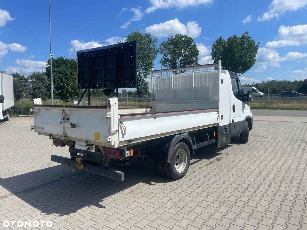 Iveco 35C16 Wywrotka  Hak 3500kg! - 10