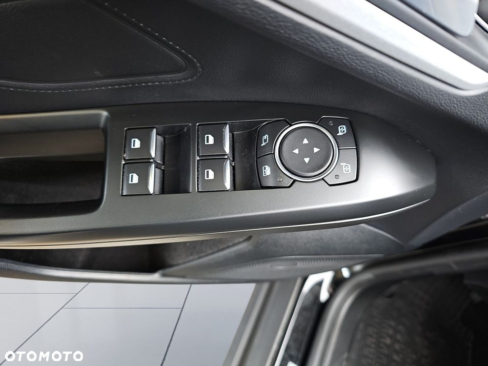 Ford Focus 1.5 EcoBlue Connected - 17