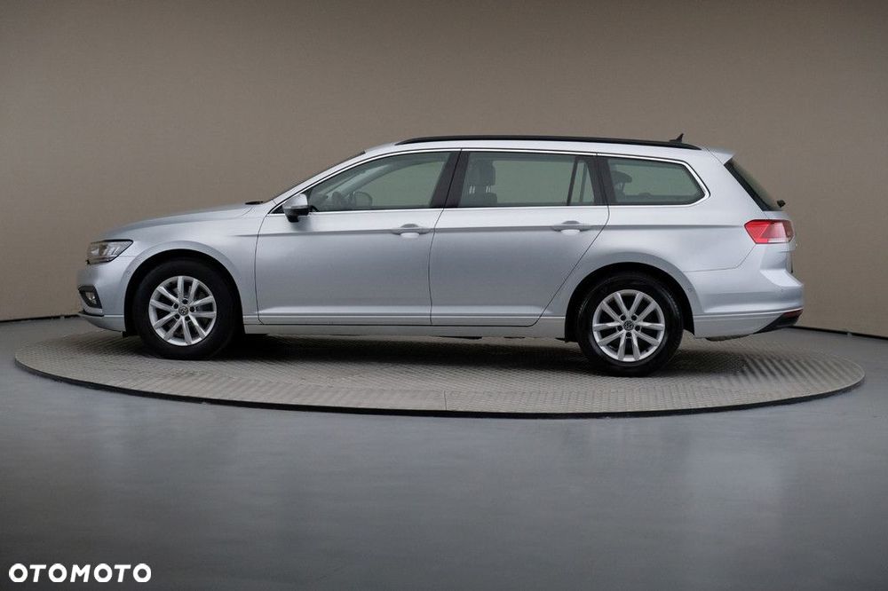 Volkswagen Passat 1.5 TSI EVO Business DSG - 4