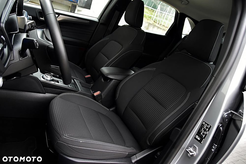 Ford Kuga 2.5 FHEV FWD Titanium - 15