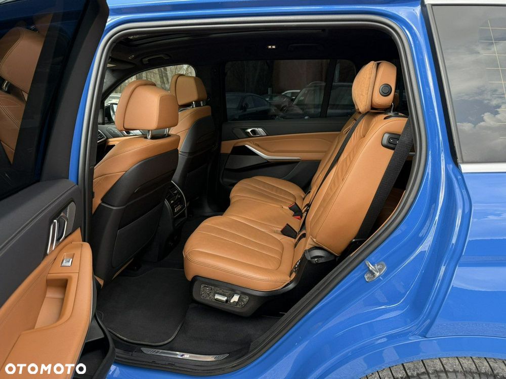 BMW X7 M50i sport - 6