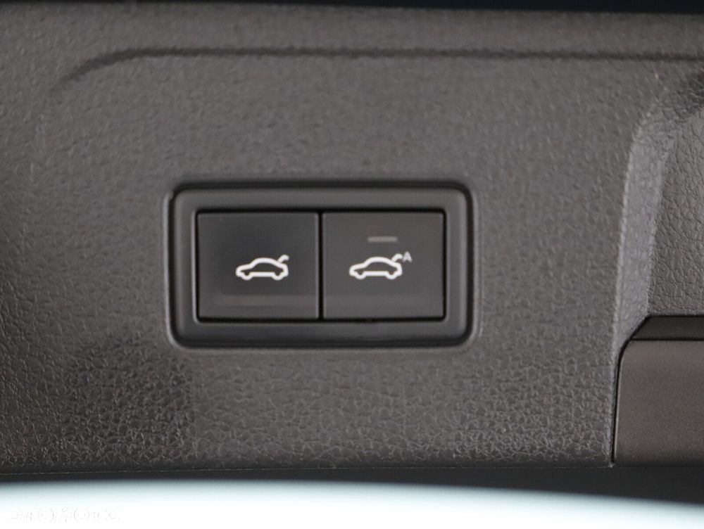 Volkswagen Passat Alltrack - 25