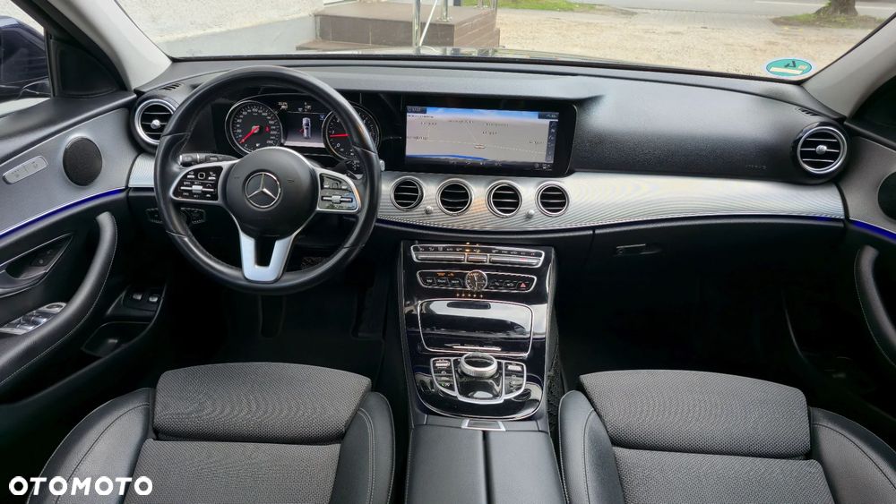 Mercedes-Benz Klasa E 220 d 9G-TRONIC Avantgarde - 18