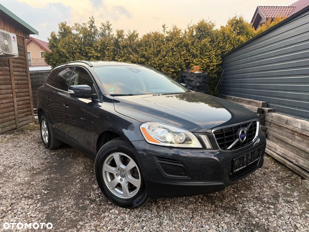 Volvo XC 60 DRIVe Momentum - 3