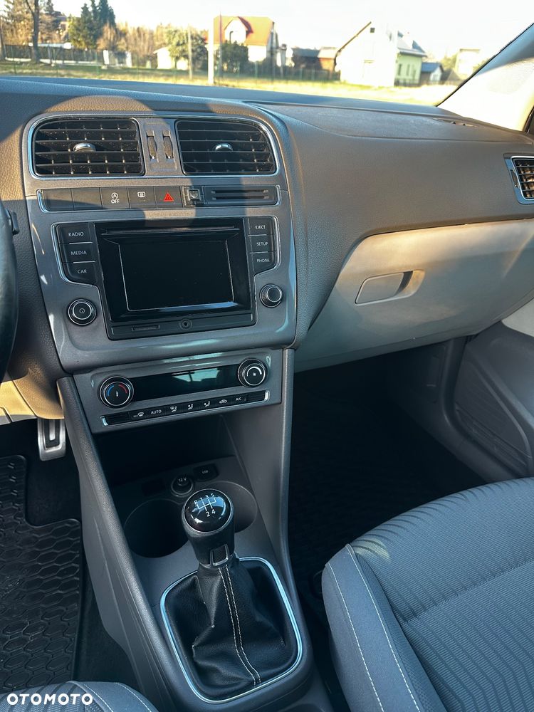 Volkswagen Polo 1.4 TDI BlueMotion - 10
