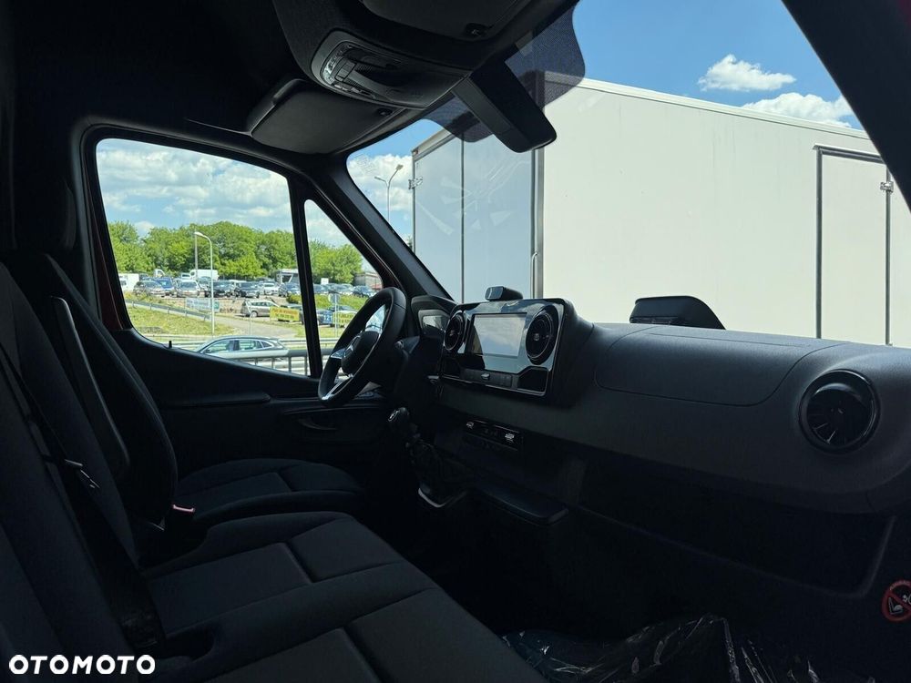 Mercedes-Benz Sprinter Furgon 315 cdi 3665 mm L2H2 3-os. - 18