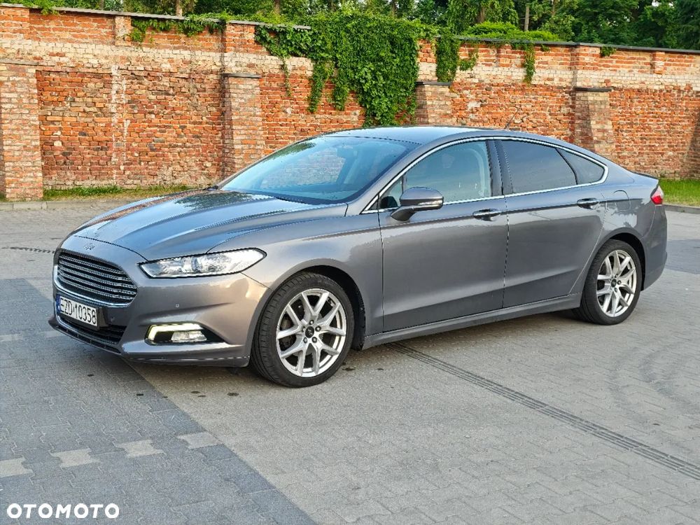 Ford Fusion - 2
