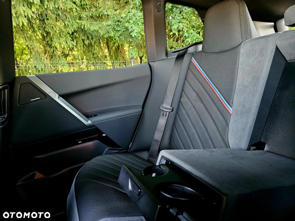 BMW iX xDrive45 100.6kWh - 27