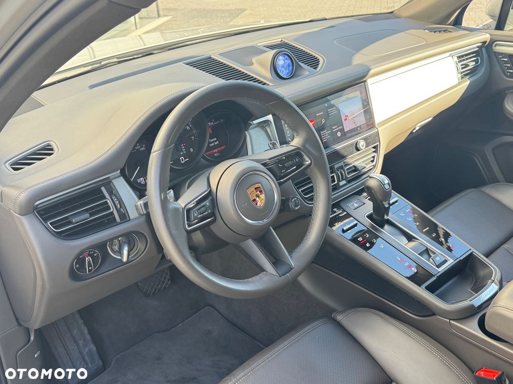 Porsche Macan Standard - 17