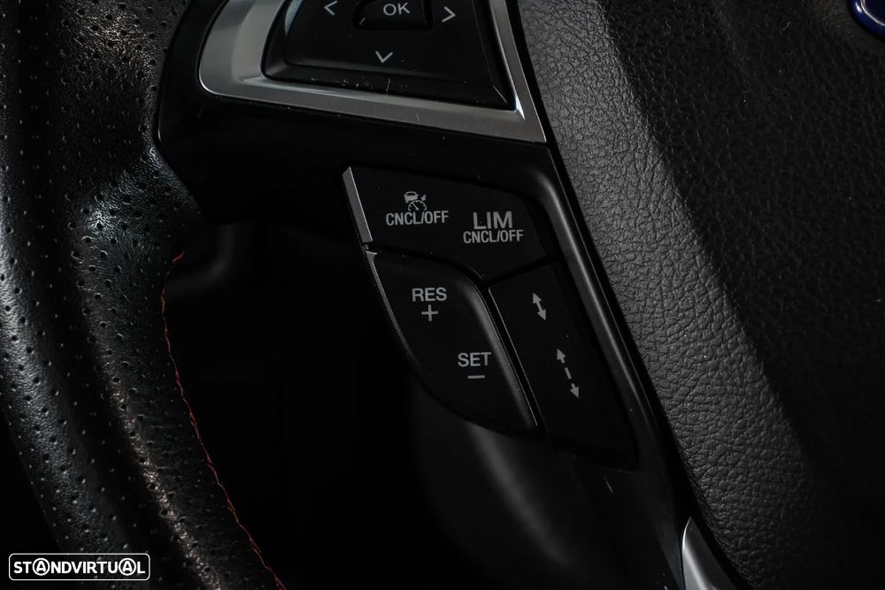 Ford S-Max 2.0 TDCi ST-Line - 39