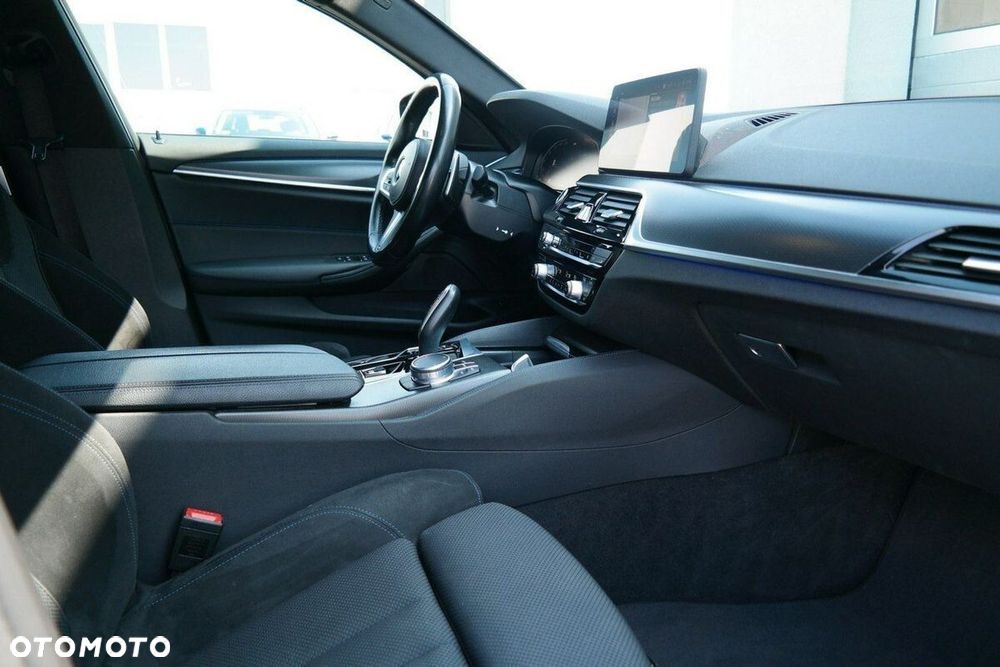 BMW Seria 5 - 12