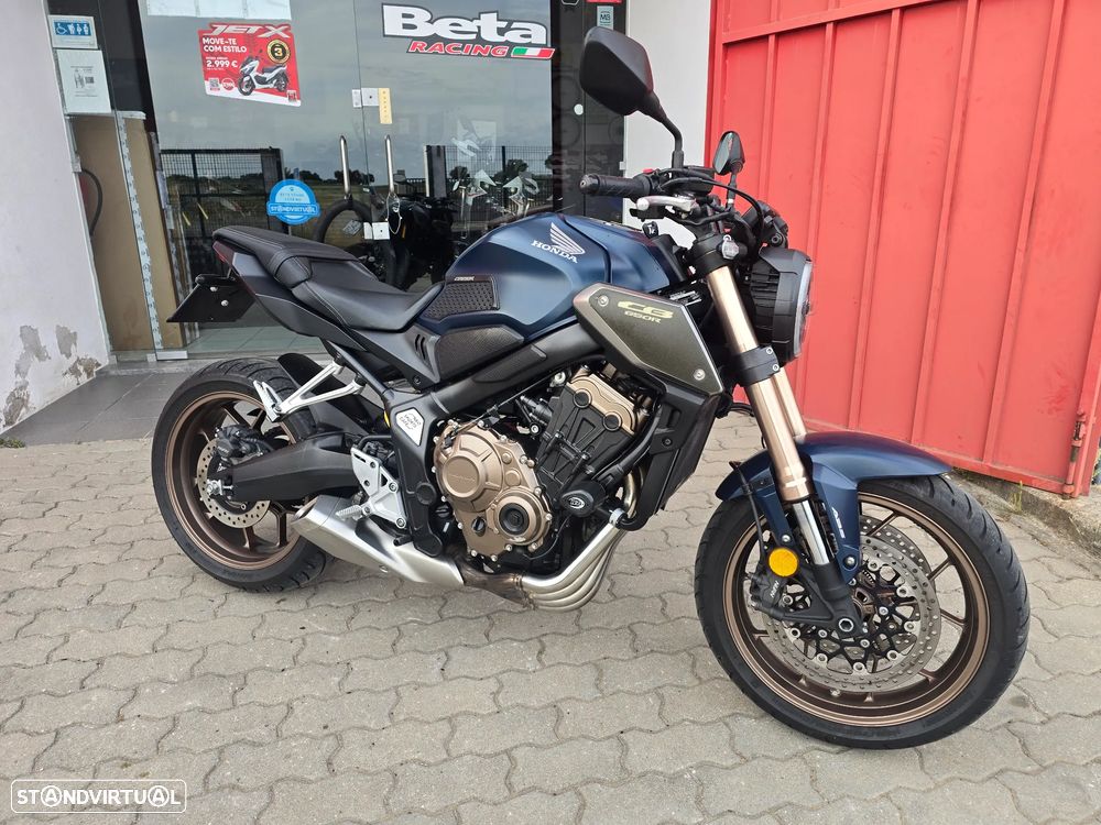Honda CB 650R Neo Café - 1