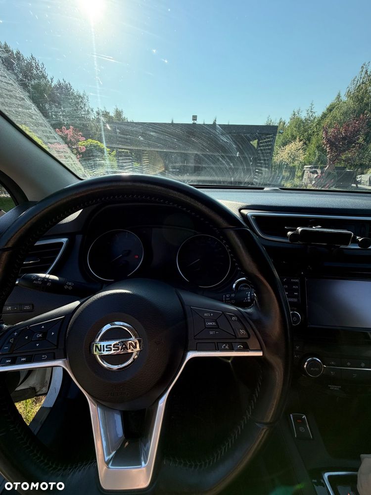 Nissan Qashqai 1.2 DIG-T N-Tec Xtronic EU6 - 17