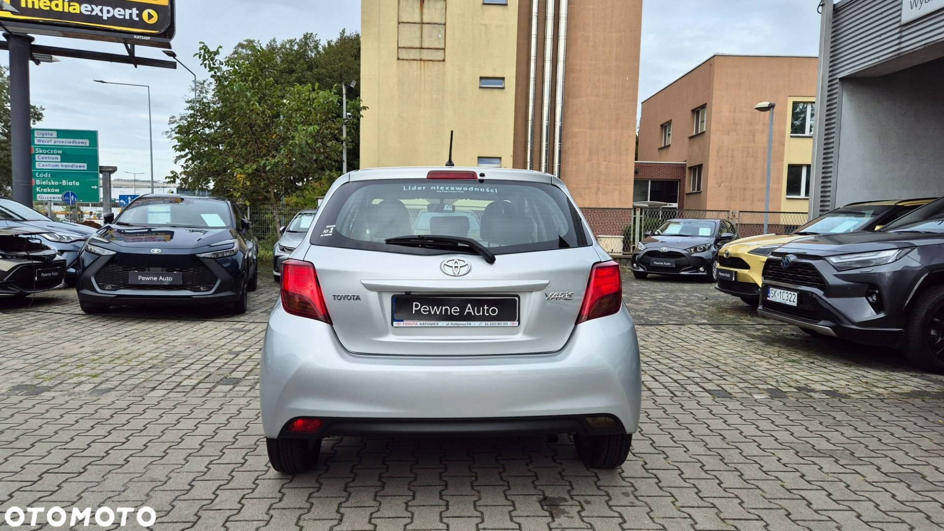 Toyota Yaris - 4
