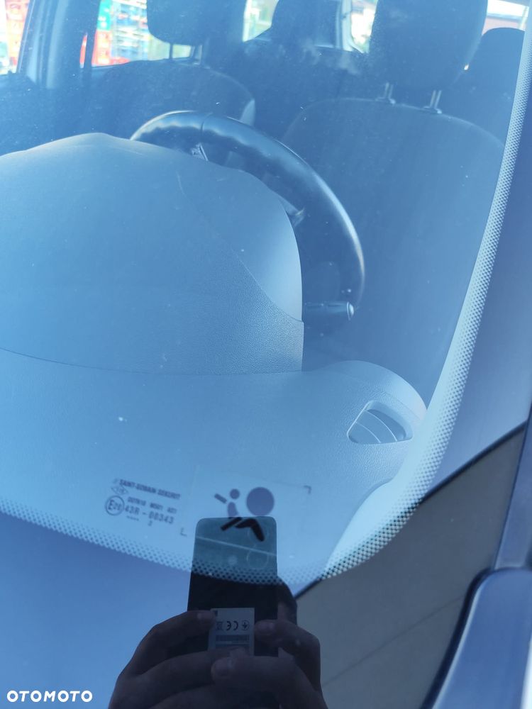 Dacia Duster 1.6 Ambiance Eco - 17