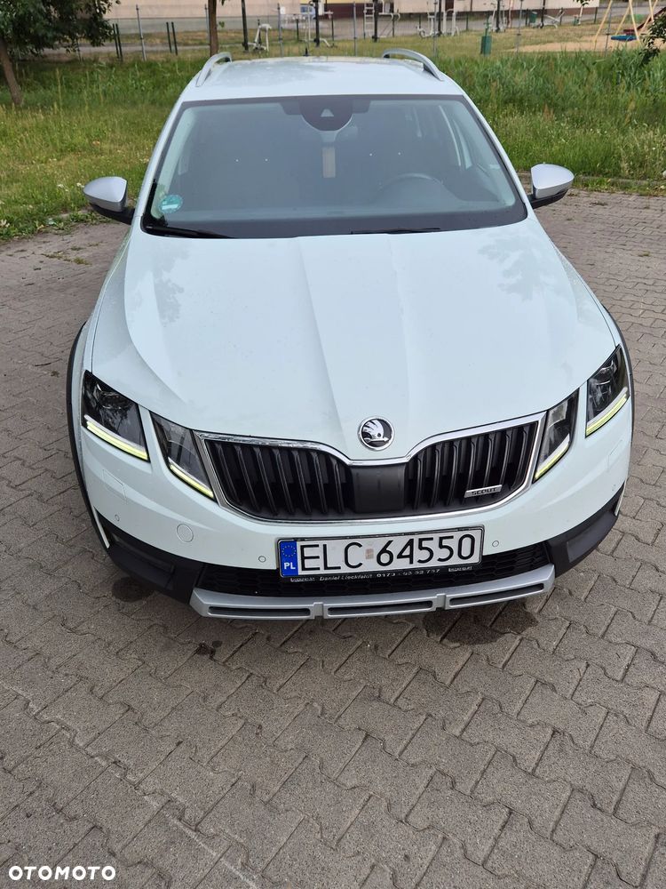 Skoda Octavia 2.0 TDI 4x4 Ambition DSG - 29