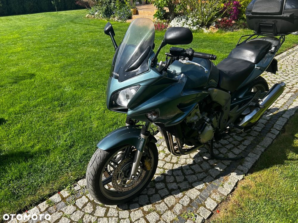 Honda CBF - 8