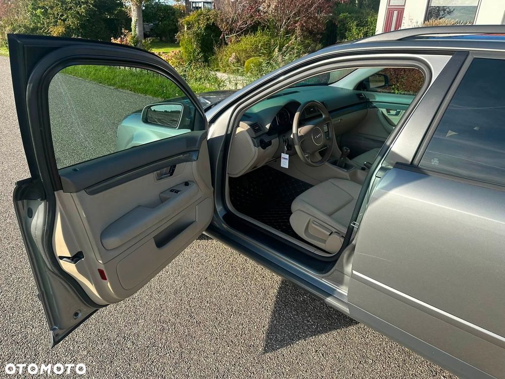 Audi A4 Avant - 5