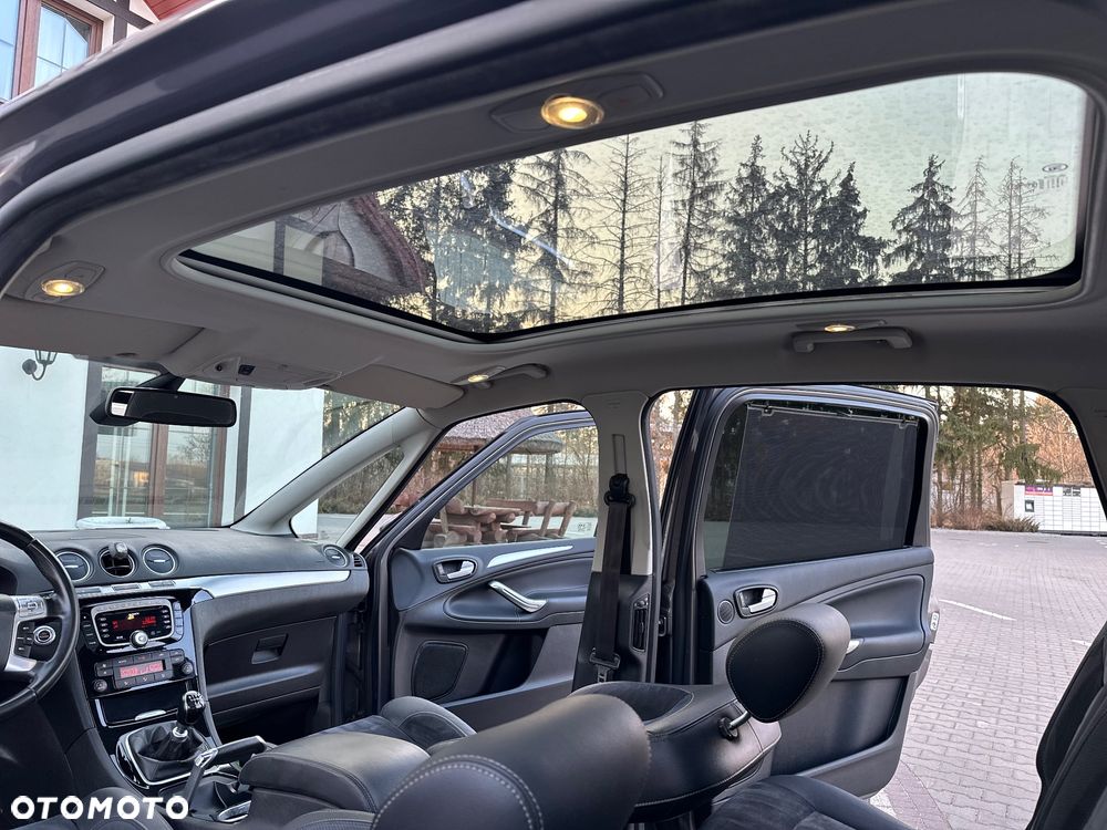 Ford S-Max 2.0 TDCi DPF Titanium - 36