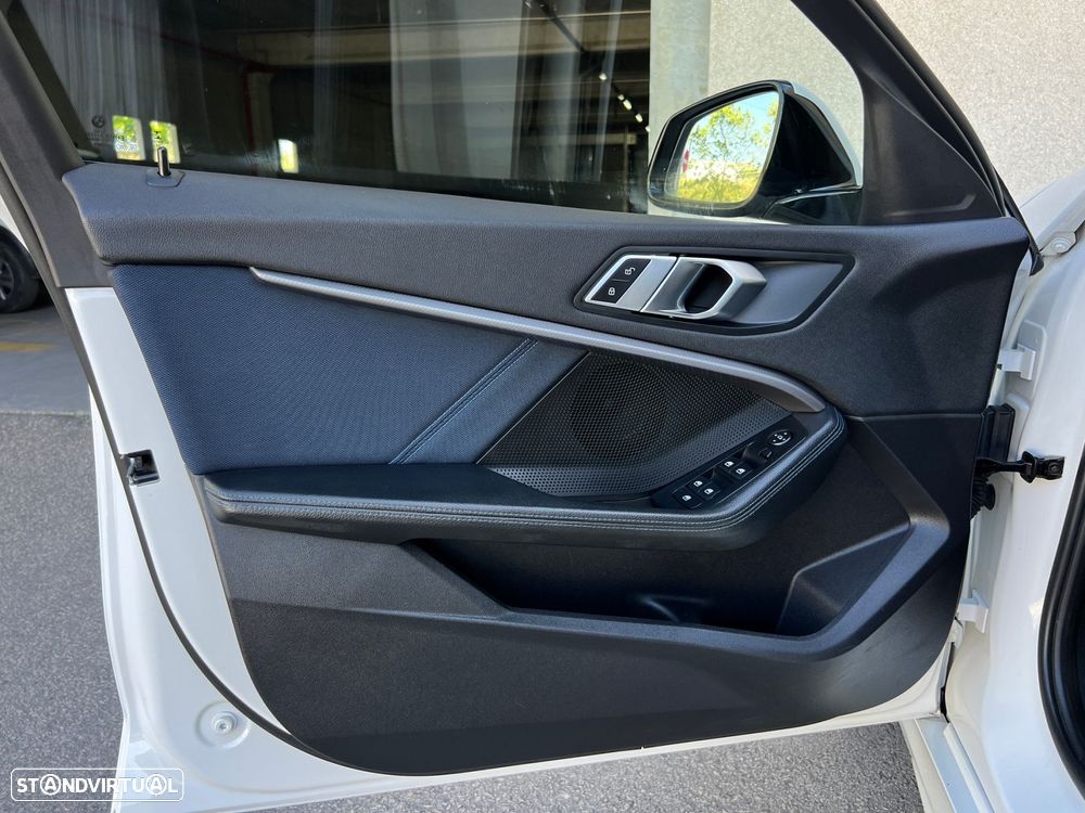 BMW 116 d Pack M Auto - 28