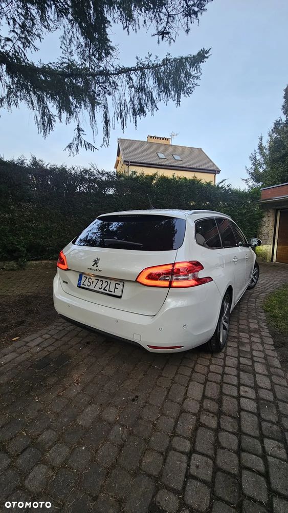 Peugeot 308 - 22