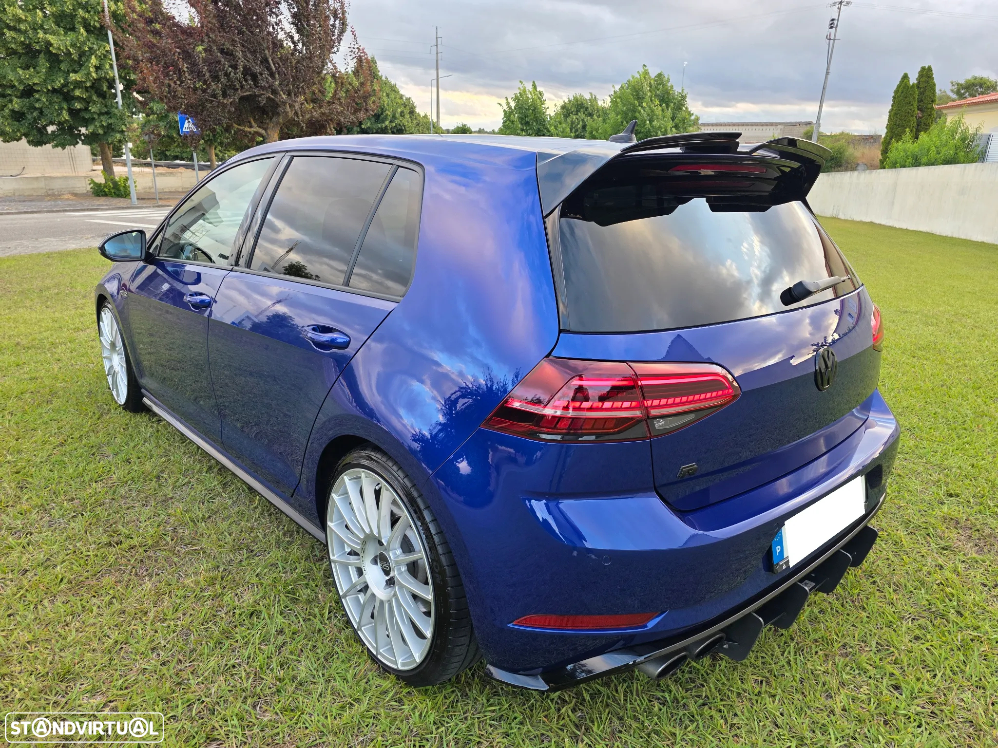 VW Golf 2.0 TSI R DSG - 11