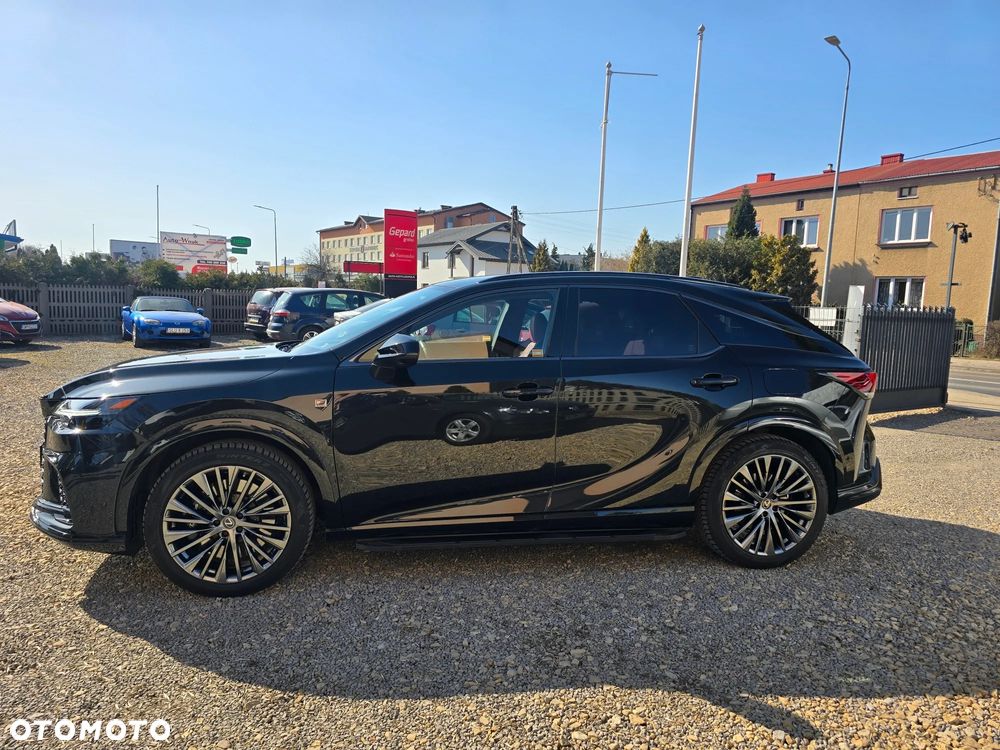 Lexus RX - 4