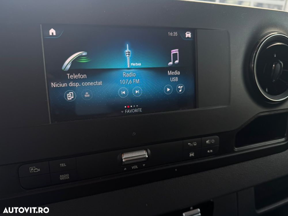 Mercedes-Benz SPRINTER - 16
