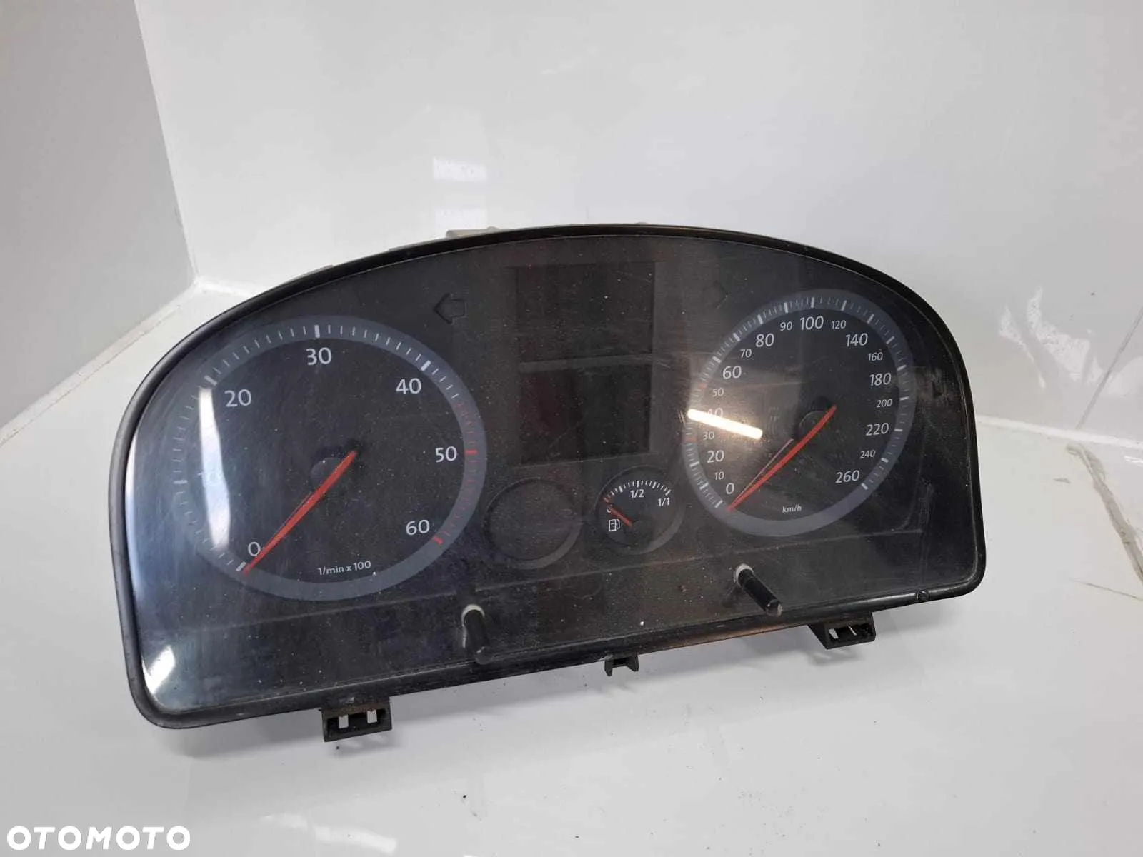 LICZNIK ZEGARY VW CADDY III 03-10 2,0 SDI - 2