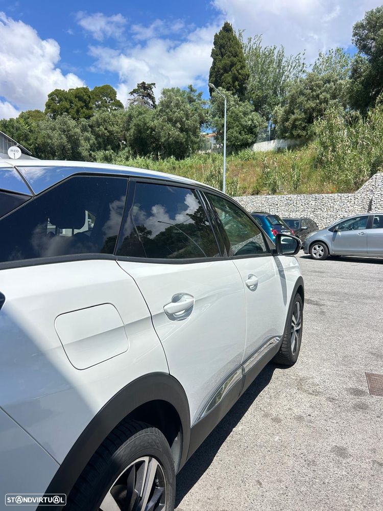 Peugeot 3008 1.2 PureTech Allure J18 - 10
