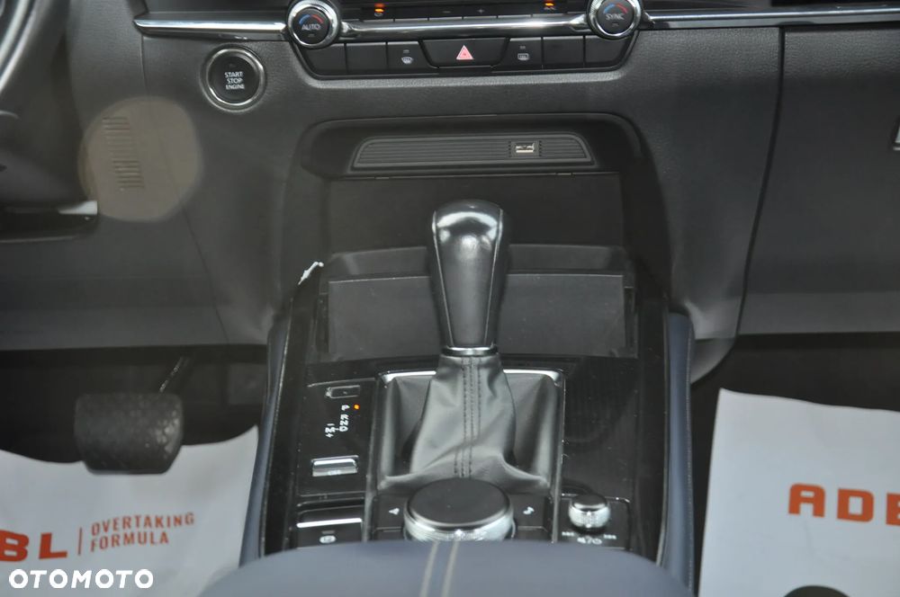 Mazda CX-30 SKYACTIV-X 2.0 M-Hybrid SELECTION - 30