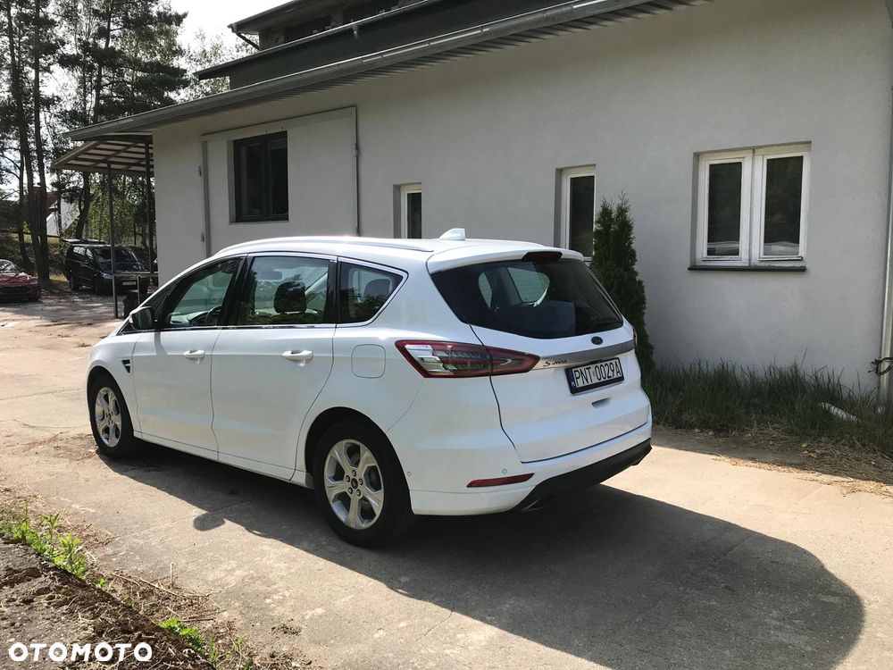 Ford S-Max - 9