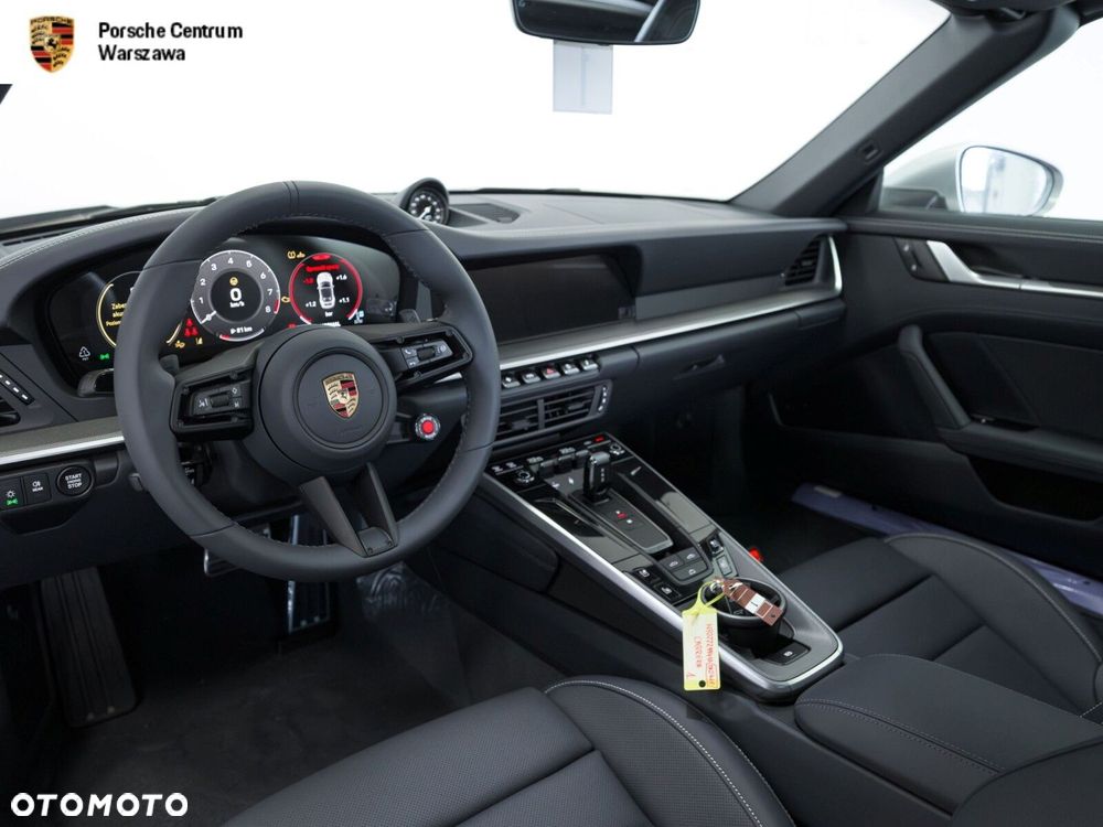 Porsche 911 Carrera Cabrio - 10