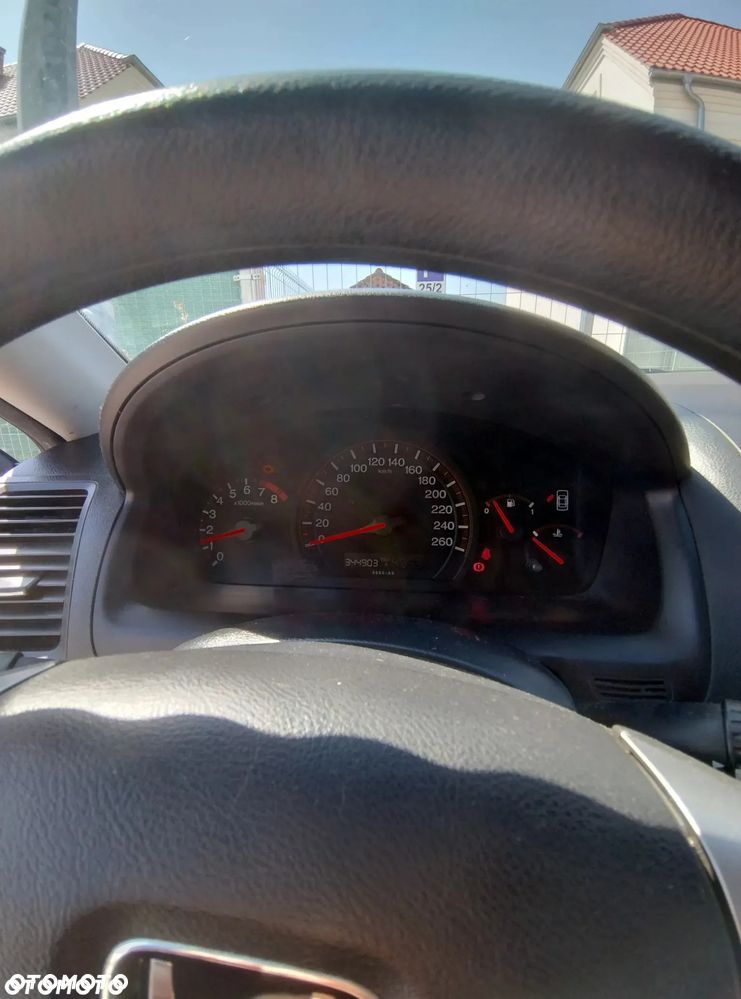 Honda Accord 2.0 Sport - 11