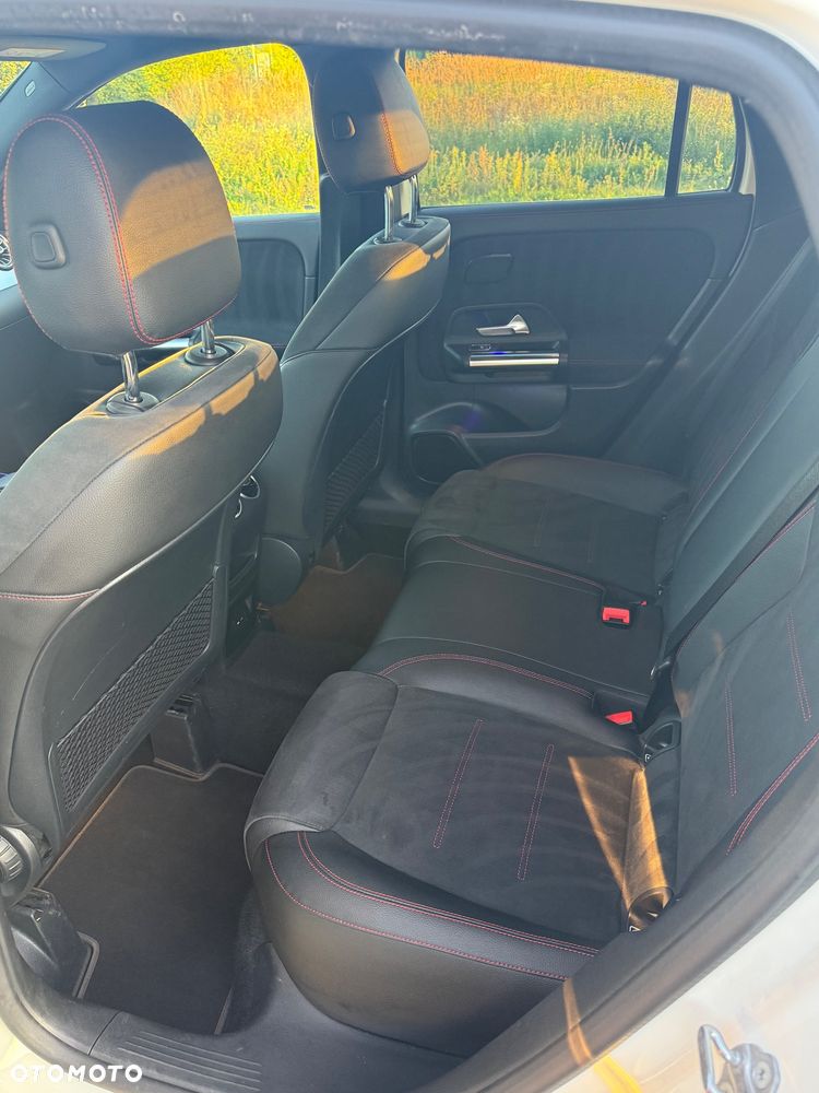 Mercedes-Benz GLA 200 AMG Line - 15