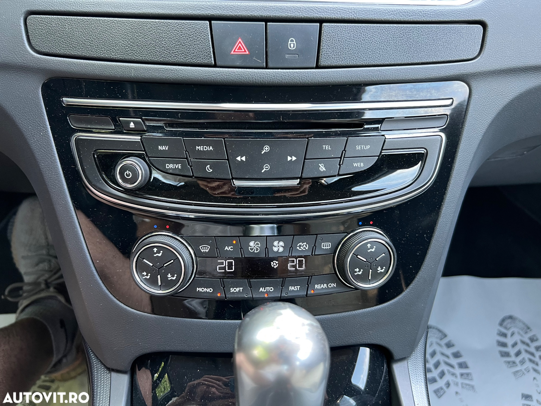 Peugeot 508 BlueHDi 180 EAT6 Stop&Start Allure - 17