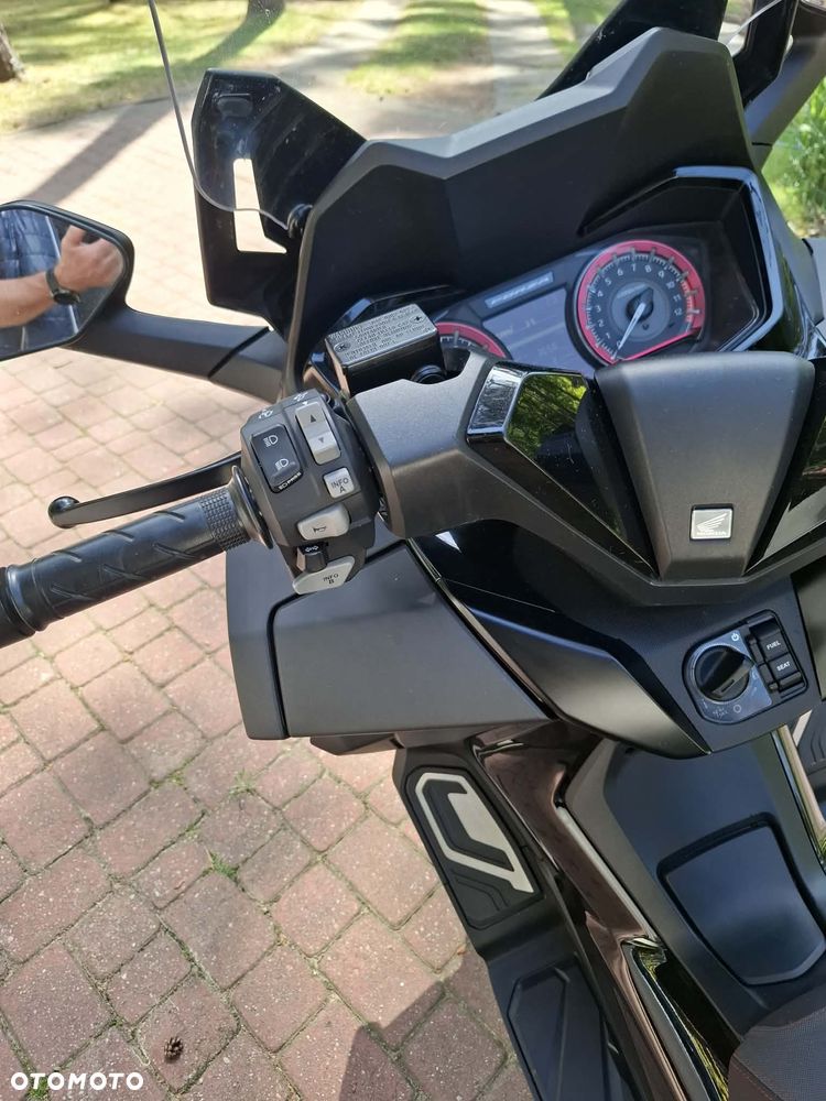 Honda NSS - 6