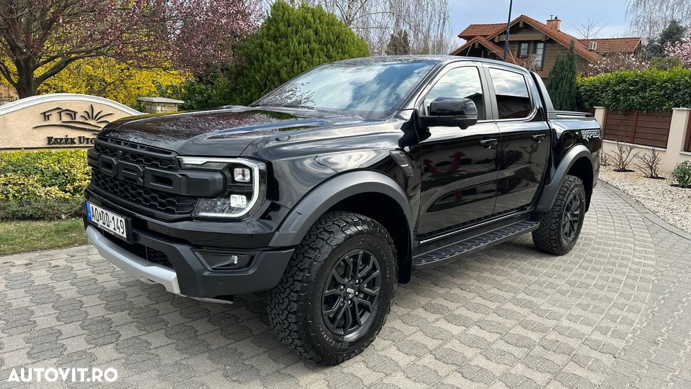 Ford Raptor - 11