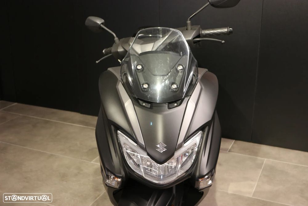 Suzuki Burgman - 4