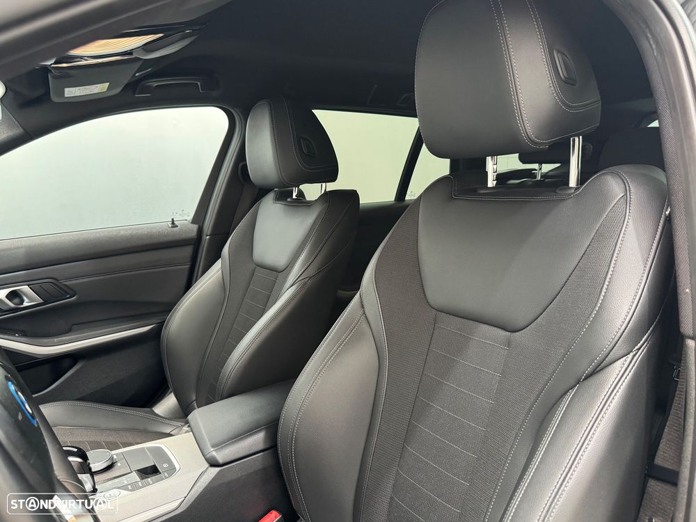 BMW 320 e Auto - 32