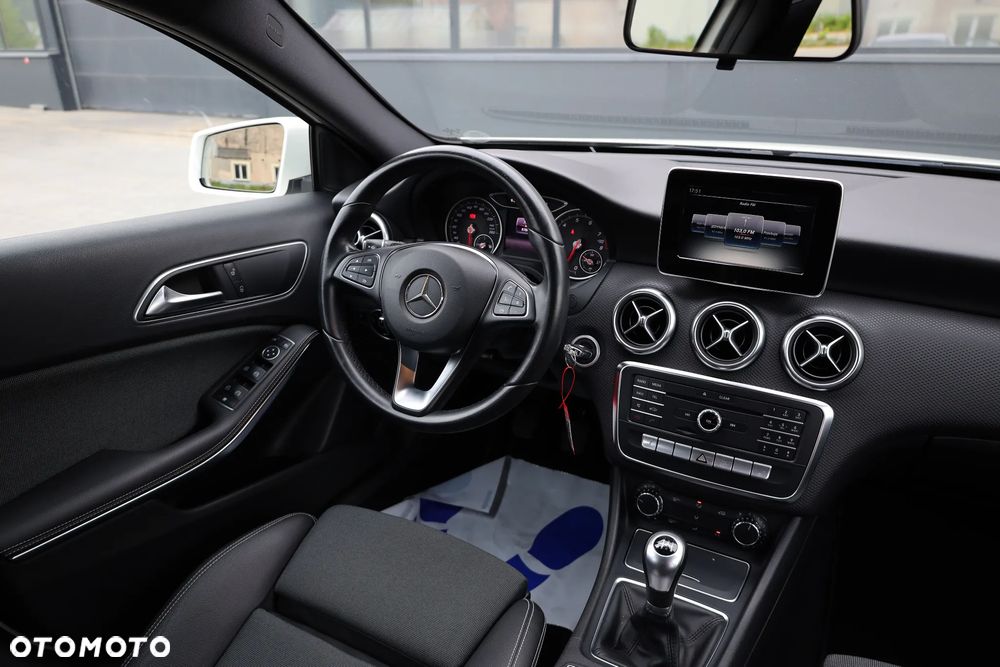 Mercedes-Benz Klasa A 160 - 21